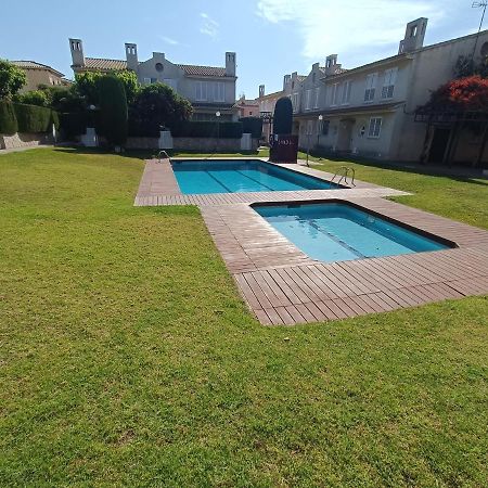 Cambrils Adosado Con Piscina 4 Habitaciones, 8 Huespedes Exterior foto